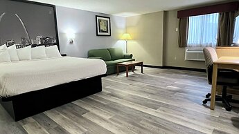 Super 8 by Wyndham St. Clair MO