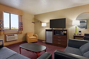Super 8 by Wyndham Sikeston/Miner Area