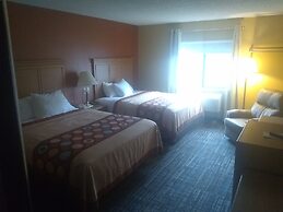 Super 8 by Wyndham Baxter/Brainerd Area