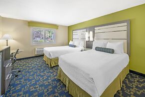 Best Western Antelope Inn & Suites