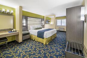 Best Western Antelope Inn & Suites