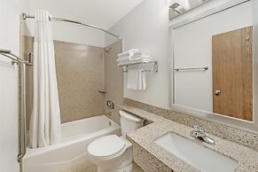 Best Western Antelope Inn & Suites