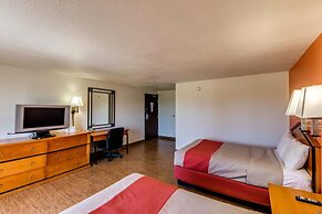 Motel 6 Albert Lea, MN