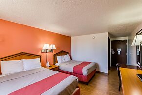 Motel 6 Albert Lea, MN