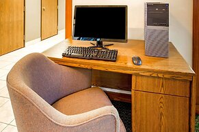 Super 8 by Wyndham Hartford WI