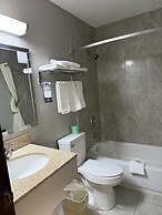 Super 8 by Wyndham Campbellsville KY