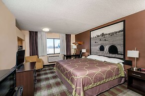 Super 8 by Wyndham Campbellsville KY