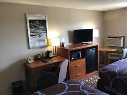 Super 8 by Wyndham Miles City