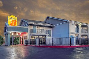 Super 8 by Wyndham Tulsa/Arpt/St Fairgrounds