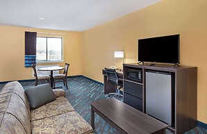 Super 8 by Wyndham Somerset