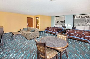 Super 8 by Wyndham Somerset