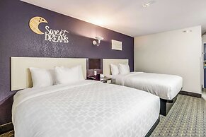 Clarion Pointe Tallahassee-State Capitol