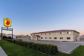 Super 8 by Wyndham Clayton