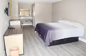 Super 8 by Wyndham Visalia