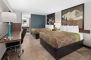 Super 8 by Wyndham Prattville Montgomery