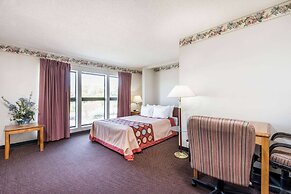 Super 8 by Wyndham Du Quoin
