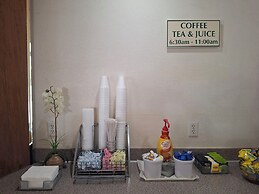 Super 8 by Wyndham North Palm Beach