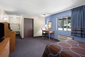 Super 8 by Wyndham Susanville