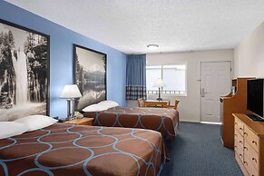 Super 8 by Wyndham Susanville