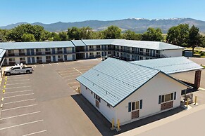 Super 8 by Wyndham Susanville