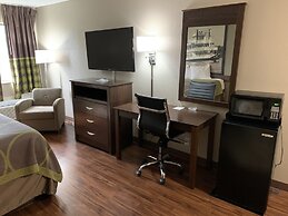 Super 8 by Wyndham Hernando