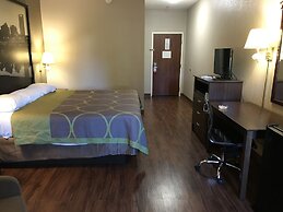 Super 8 by Wyndham Hernando