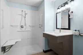 Garner Hotel Virginia Beach North by IHG