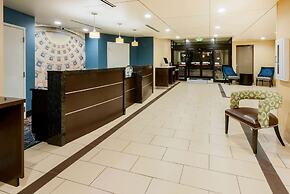 La Quinta Inn & Suites by Wyndham Columbus - Grove City