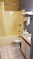 Super 8 by Wyndham Pontoon Beach IL/St. Louis MO Area