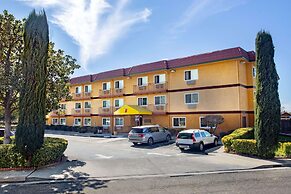 Super 8 by Wyndham Chico