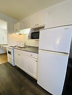 Super 8 by Wyndham 100 Mile House