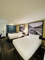 Super 8 by Wyndham 100 Mile House