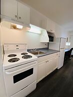 Super 8 by Wyndham 100 Mile House