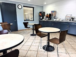 Super 8 by Wyndham Tupelo Airport