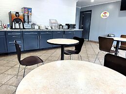 Super 8 by Wyndham Tupelo Airport