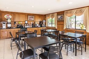 Super 8 by Wyndham League City/Kemah Area