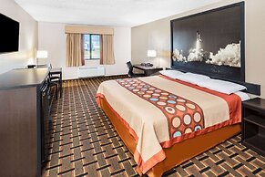 Super 8 by Wyndham League City/Kemah Area