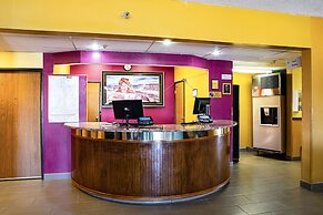 Rodeway Inn & Suites