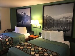 Super 8 by Wyndham Salmon