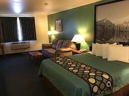 Super 8 by Wyndham Salmon