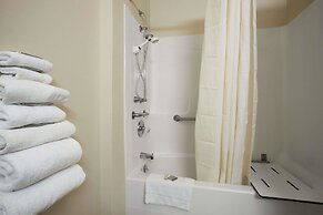 Super 8 by Wyndham Salmon