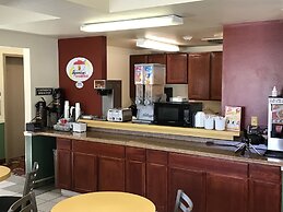 Super 8 by Wyndham Salmon