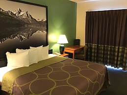 Super 8 by Wyndham Salmon