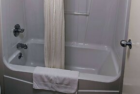 Super 8 by Wyndham Dothan