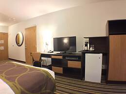 Super 8 by Wyndham Kenora