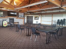 Super 8 by Wyndham Kenora