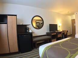 Super 8 by Wyndham Kenora