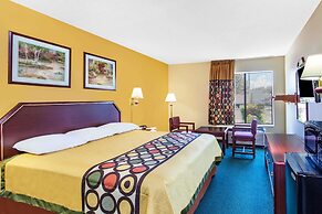 Super 8 by Wyndham Morristown/South