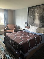 Super 8 by Wyndham Escanaba