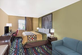 Super 8 by Wyndham Farmington